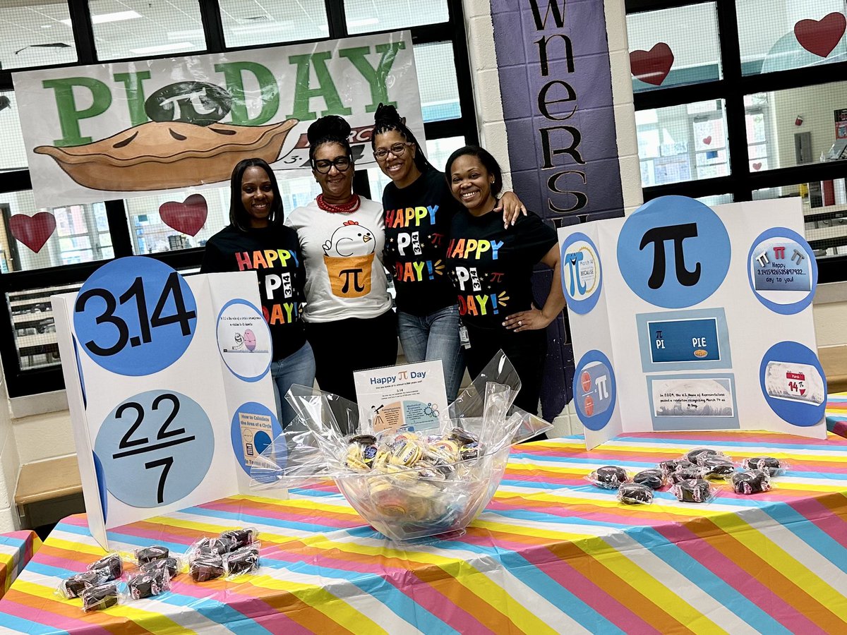 MathCoachHEH's tweet image. Math teachers look forward to this day. Happy Pi Day! @HEHElementary @ic_rock