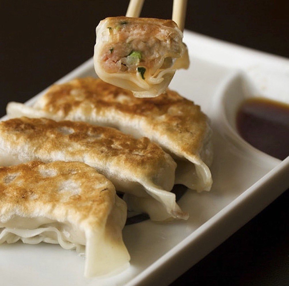 おはようございます。

本日の営業時間は
オープン　　　　11時00分
ラストオーダー　20時30分
閉店　　　　　　21時00分

今日もいいお天気で
暖かくなりそうですね。

是非！浅草に遊びにいらして下さい！

皆様の
ご来店お待ちしております。

お支払いに
クレジットカードは ご利用できません