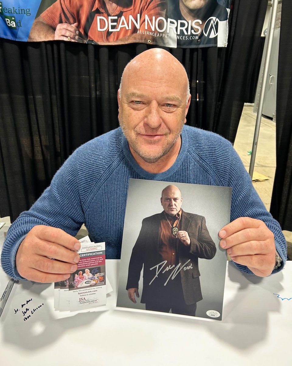 JSA at @AwesomeCon 2024

Thank you @deanjnorris and all the #WashingtonDC autograph collectors for getting your items #jsaauthenticated 

#breakingbad #awesomecon #dc #practicesafesigs