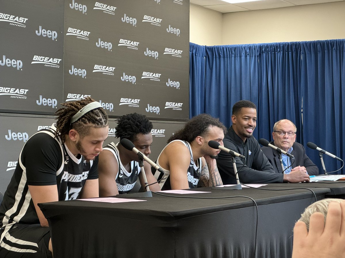 John_Fanta's tweet photo. Kim English says he’s been inspired by Jim Calhoun this week. Calhoun told English yesterday to look at it this way: “you’ve got 40 minutes to prove yourself. 40.” 

English said his team won this 40 to get 40 more tomorrow. https://t.co/TWCoEZWSCh