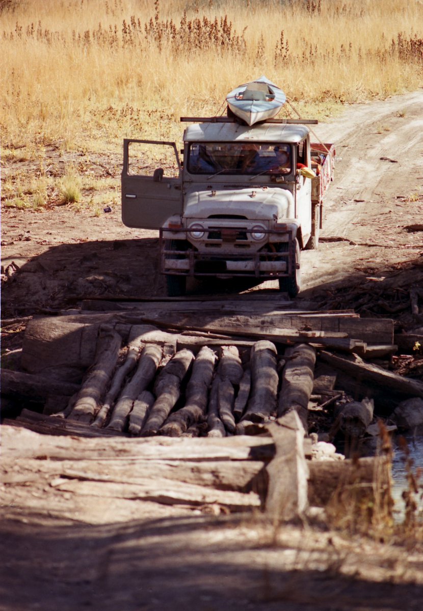 johnschillingau's tweet photo. @rwallace67 Those rigs bring back lots of memories https://t.co/xIoXp7EMnP
