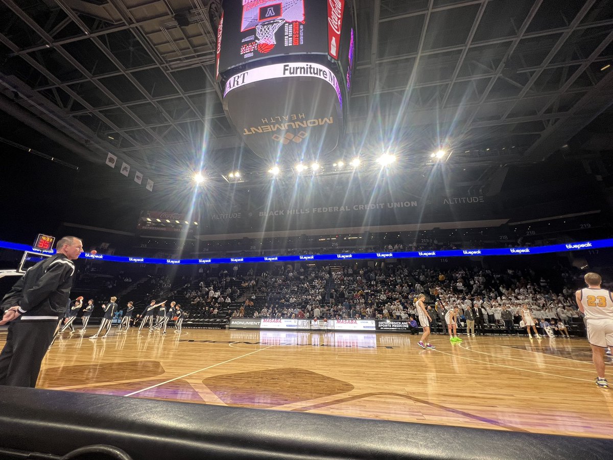 Final game of the day. No. 6 Rapid City Christian (20-3) taking on No. 3 Sioux Valley (21-2) in the Class A quarters at Summit Arena. Follow for updates #sdpreps