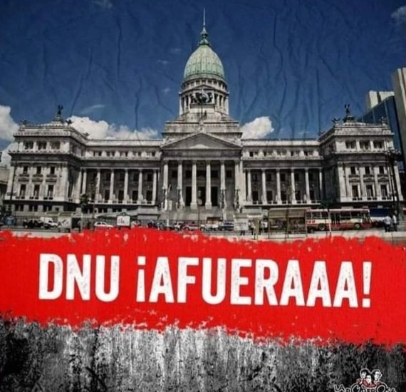 LaPatriaNoSeVende 
✌️