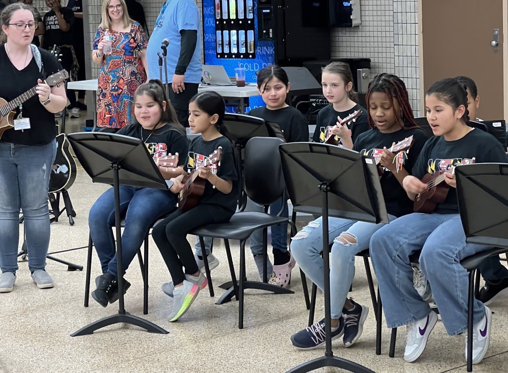 Kelly O'Connell tweet media