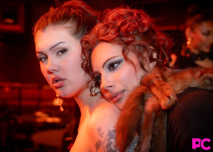This was one of my top favorite photos that I took from @TGEroticaAwards   Feat. @HereOnNeptune and @ArielDemure