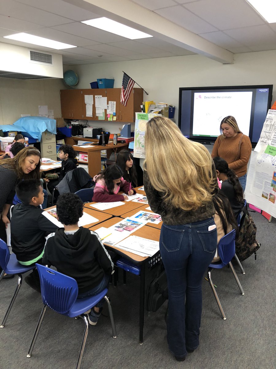 oneontaSBUSD's tweet photo. Thank you to our ELAC for joining us in our dELD classroom walkthroughs. Our dELD teachers did a great job delivering lessons w/ structured language practices and scaffolds👏🏻 #dELD #levelupSBUSD @Supt_SBUSD @SBUSD_NEWS https://t.co/lRC3r0pr3f