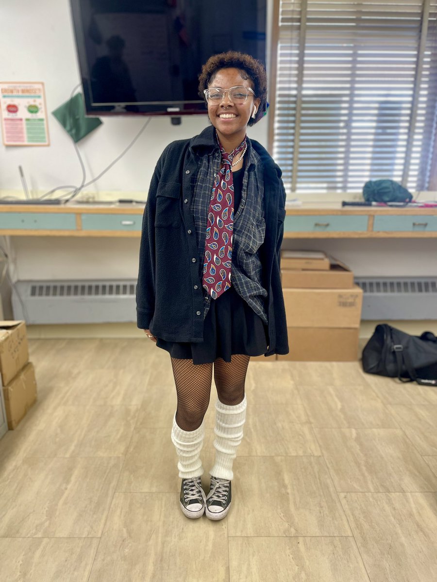 mtdiablohs's tweet photo. 🤓Students and staff dressing up for Nerds vs Athletes 🏋️#SpringSpiritWeek https://t.co/1mB3cZcrpb