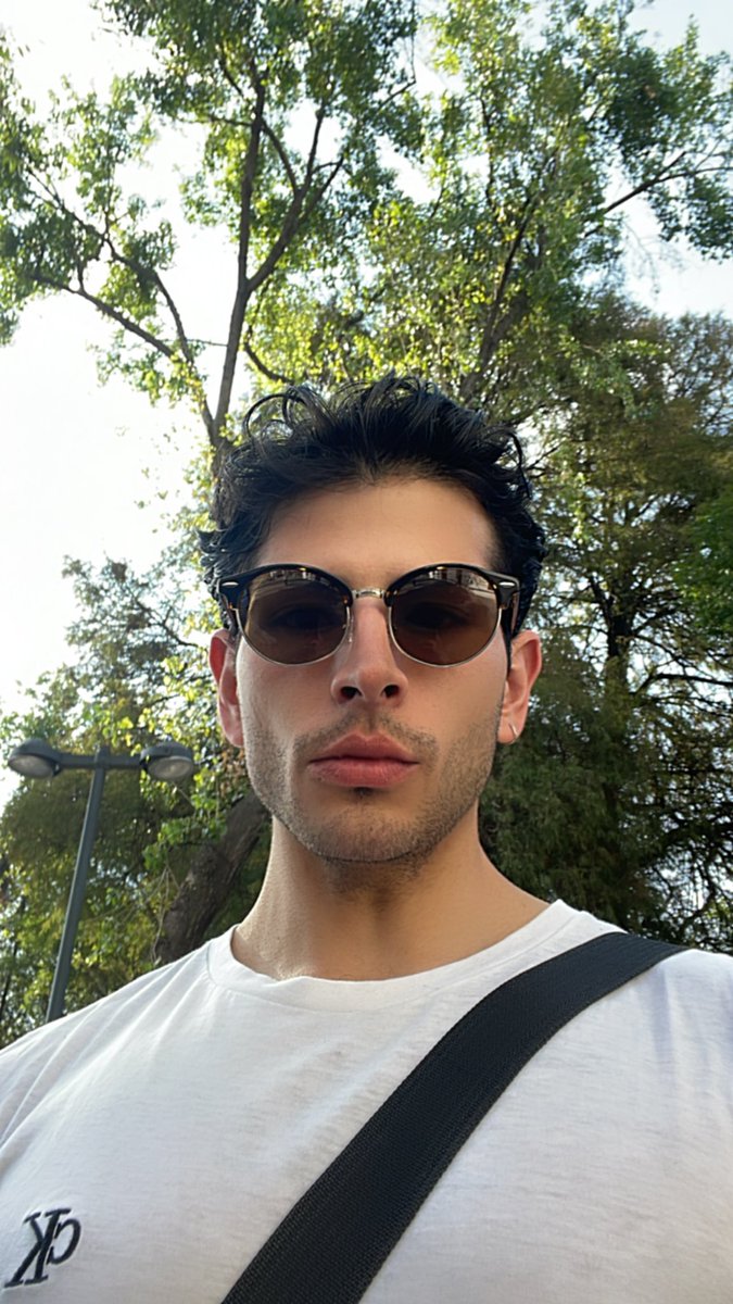 Unknownboy tweet media