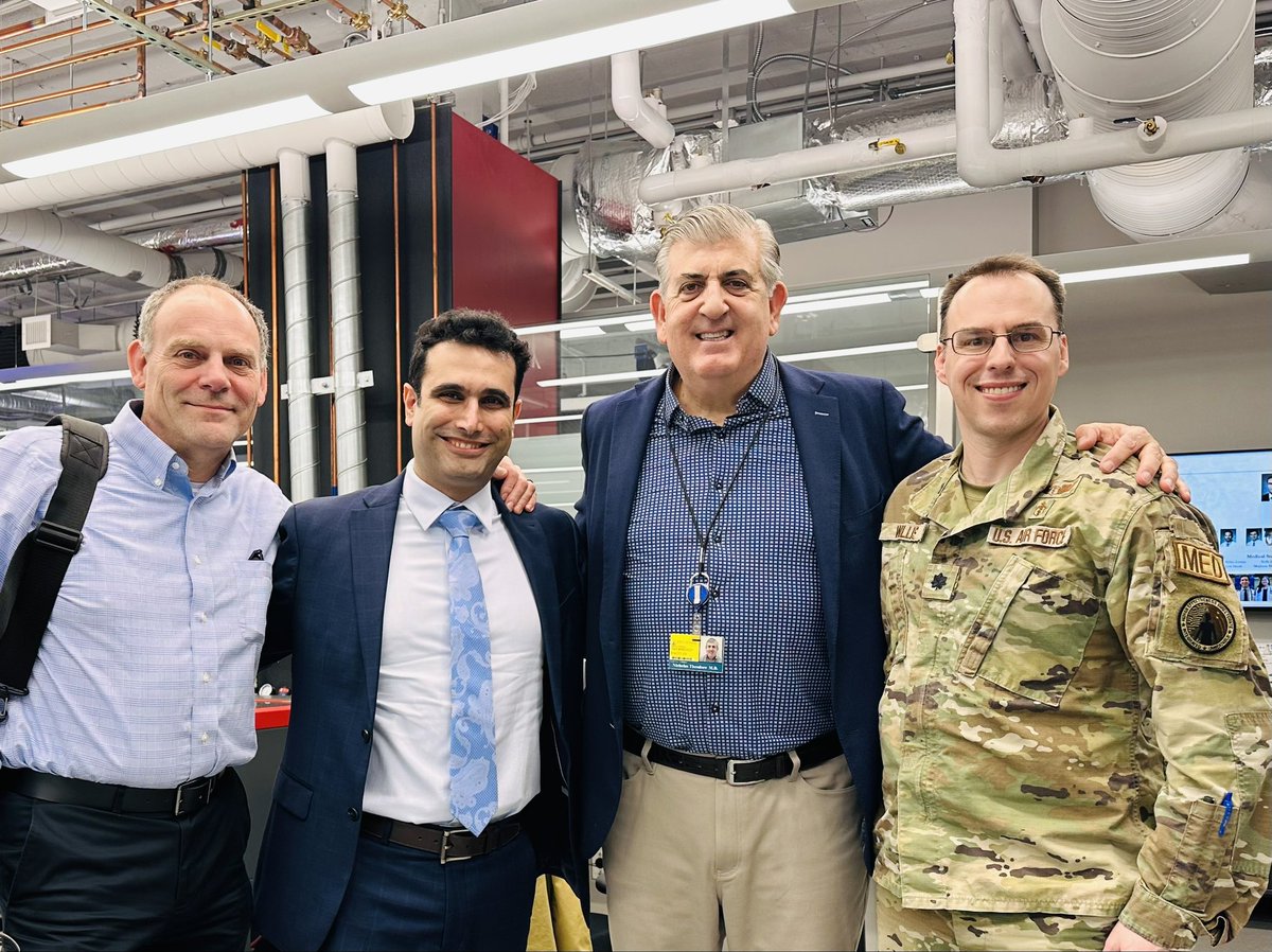 DrNTheodore's tweet photo. Amazing day at the HEPIUS Lab when we were visited by our current and former DARPA Program Managers to see a live demonstration of our groundbreaking devices for the treatment of acute spinal cord injury!
#HEPIUS. #johnshopkins #hopkinsneuro #spinalcordinjury https://t.co/WchUPpt4YH