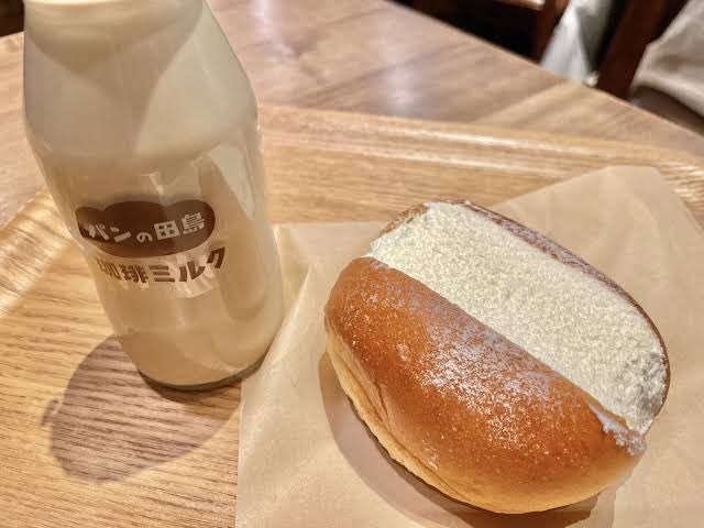 マリトッツォってまだ売ってるんかな🥺