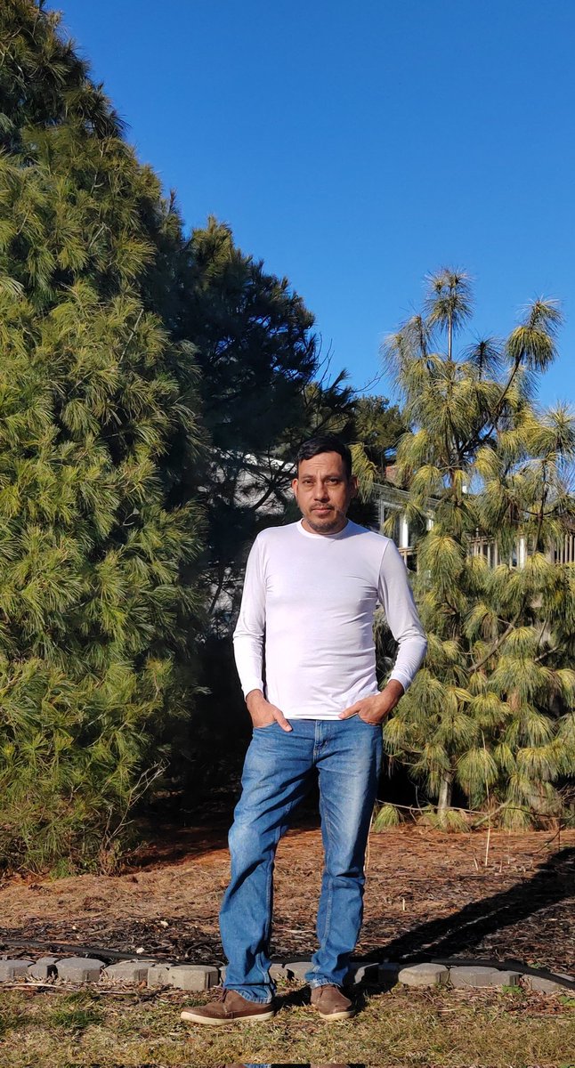 fernandoperlasv's tweet photo. De vacaciones indefinidas Brentwood NY https://t.co/1DXKmOEvMM