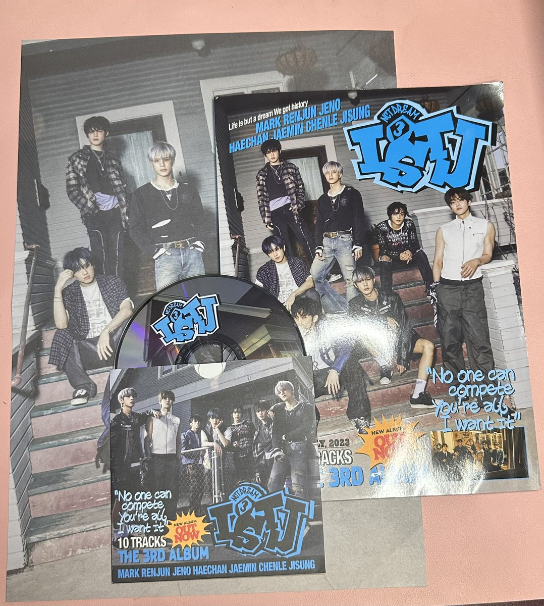 king_2heart's tweet photo. First GIVEAWAY 🇲🇾 

Prizes
ISTJ Photobook 1x

Rules
Follow, like and RT this post
Show proof and lets pray for everyone dimurakkan rezeki

End : 31 March 2024

#NCTDREAM #Giveaways https://t.co/mR9HHHK4MZ