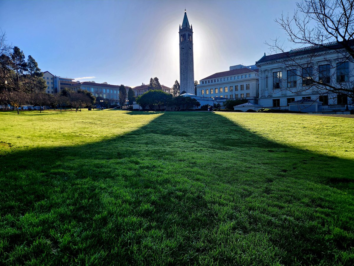 BerkeleyNuc's tweet photo. Reminder, LAST HOUR IS NOW! Consider supporting to the Nuclear Engineering Excellence Fund https://t.co/u5z9bWulvh to help empower the future generation of Berkeley engineers! π» #berkeleynuc #CalBigGive #UCBNE #GlowOn #BerkeleyEngineering https://t.co/7wm7VVzOyl