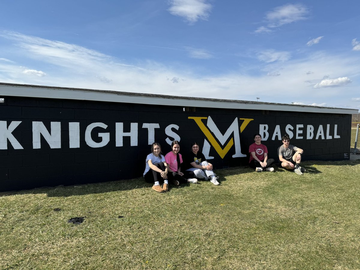 It was a beautiful day to paint dugouts ⚾️☀️
#mvproud