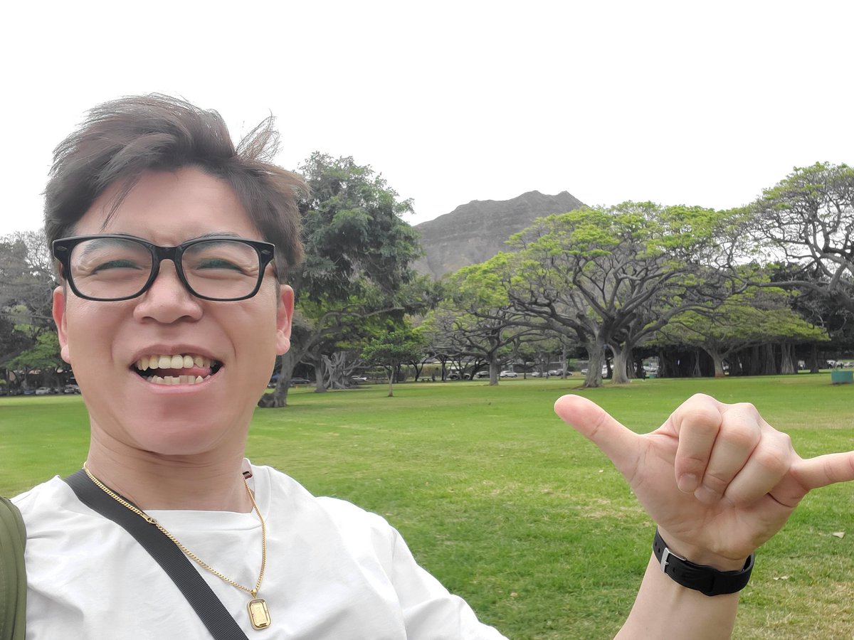 rettu4473's tweet photo. Aloha～
カピオラニ公園で朝から散歩なり～
ダイヤモンド・ヘッド・・・👍️夕方またこよ
#ハワイ州  #ホノルルの公園 https://t.co/BmefmTYHt5