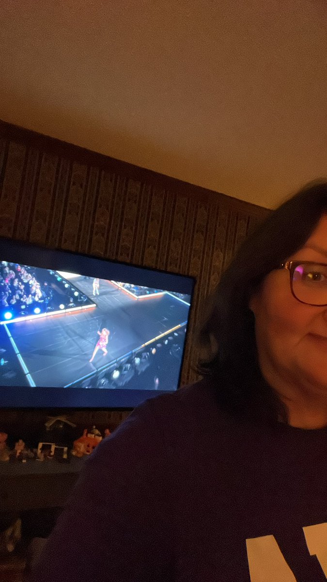 abcwyo's tweet image. Shake it off! Hey hey hey!!! @taylorswift13 @taylornation13 #TSTheErasTourTaylorsVersion