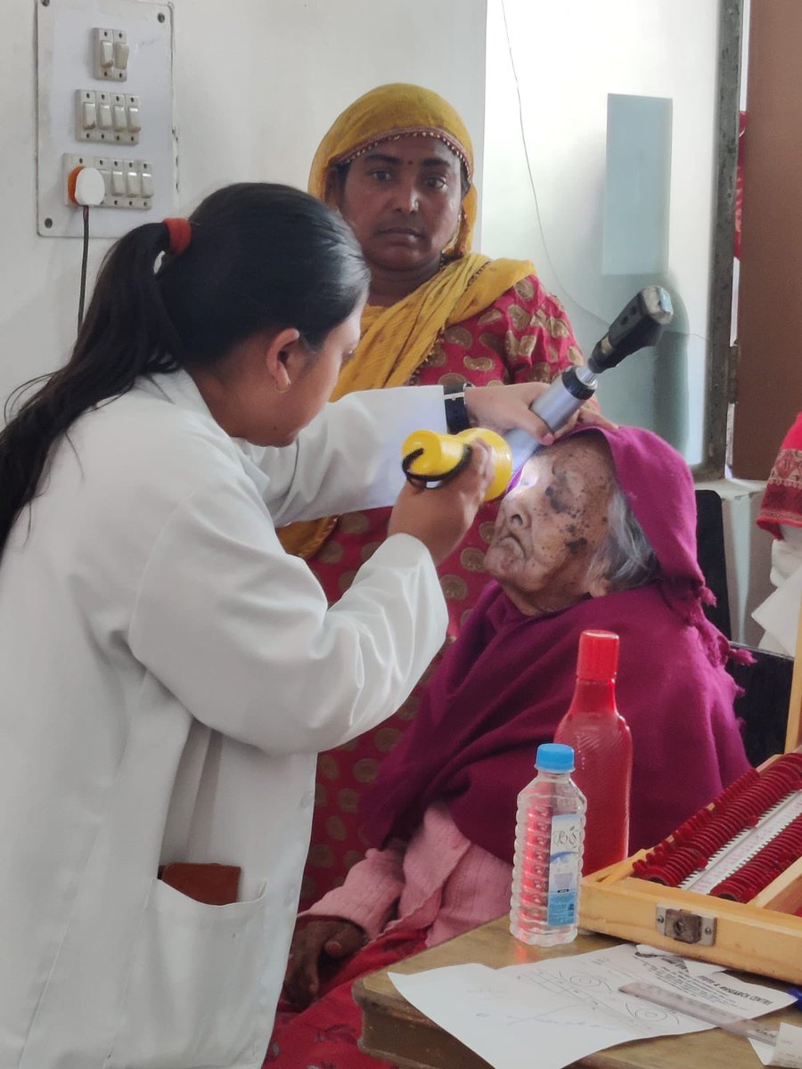 VenuEyeInstitut's tweet photo. An ophthalmic screening camp was organized on March 14, 2024 by Venu Eye Institute in Vrindavan, District Mathura at Ma Dham, an ashram run by the Guild of Service for widows and underprivileged children.

#venuhospital #cataractsurgery #cataracts https://t.co/bmW6nXLLvv
