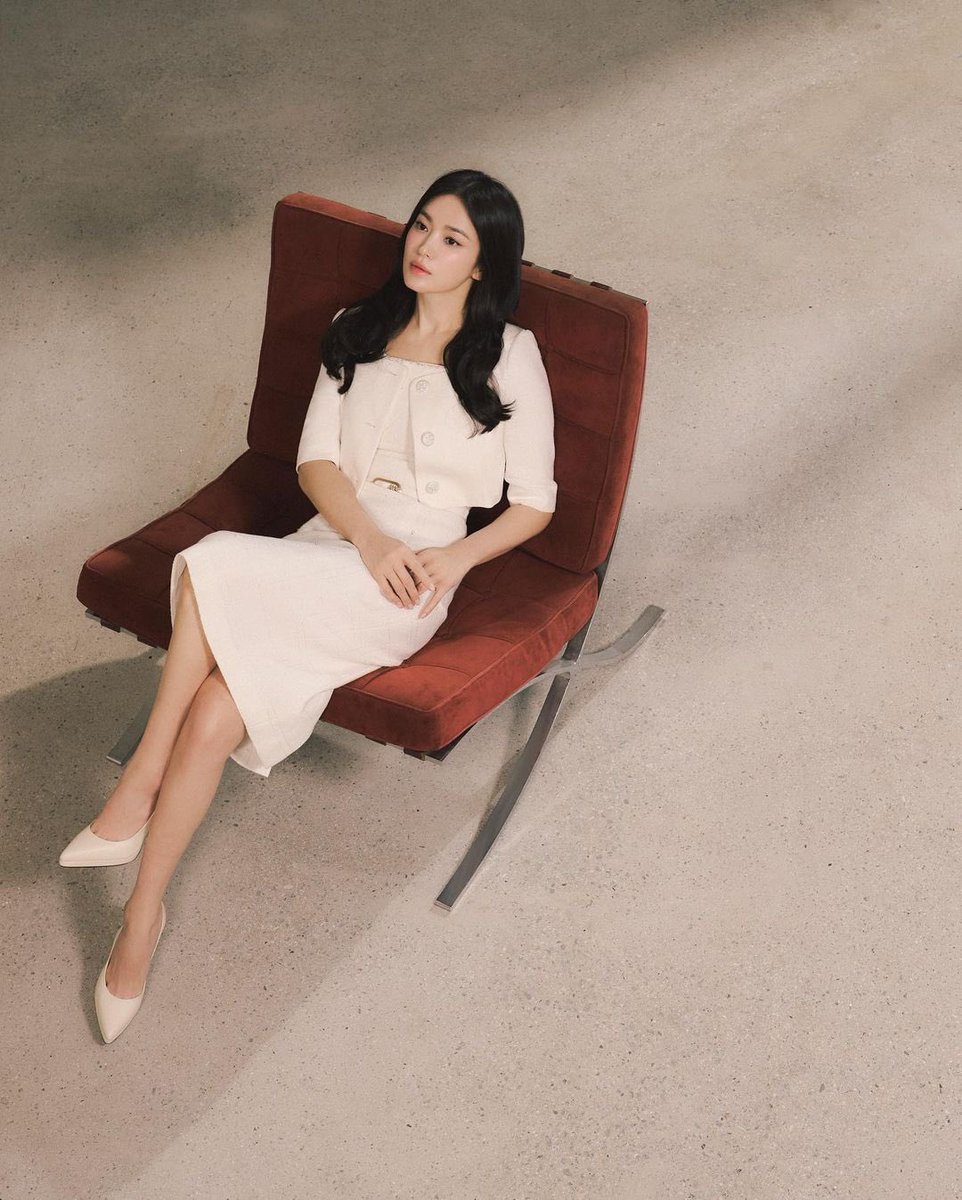 songhyekyo_THA's tweet image. [15032024] #SongHyeKyo IG update : kyo1122

For #michaachannel

ใช้คำว่าสวยได้เปลืองมาก…

มีร้อยให้ล้านเบย…

😊😊😘😘

#songhyekyo #ซงฮเยคโย #송혜교 #kyo1122igupdate