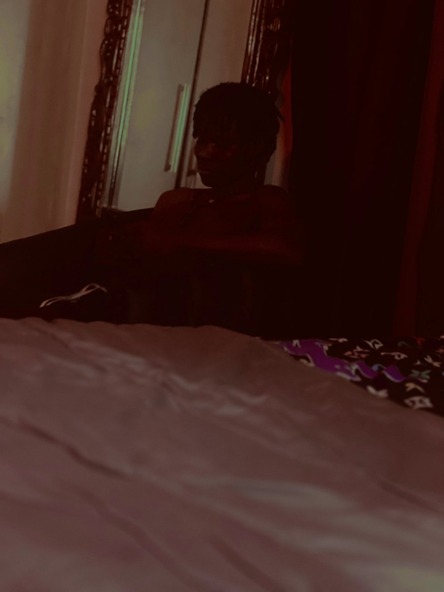 buikegram__'s tweet photo. Decoy love meant just for birthday nights with fake wishes from frenemies . 🎴 https://t.co/oKlUY9i0Re