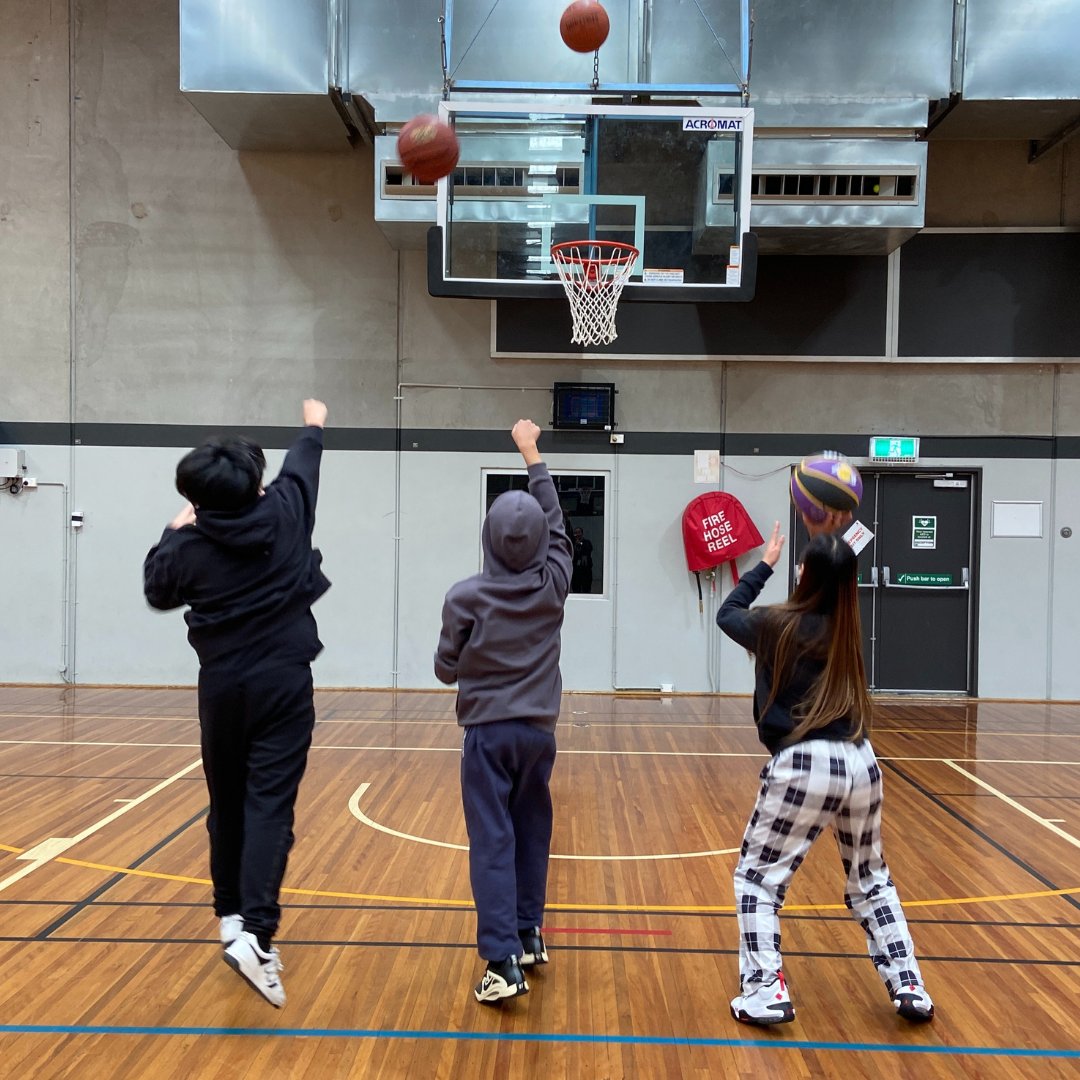 lestwentyman20's tweet photo. Your unwavering commitment makes us incredibly proud, and we extend our heartfelt wishes for success in your upcoming finals. 

Remember, regardless of the outcomes, you are all winners in our eyes. 

#Basketball #96ers #Finals #AchievingGoals #SupportingYouth #Charity https://t.co/F6PMMmbWiy