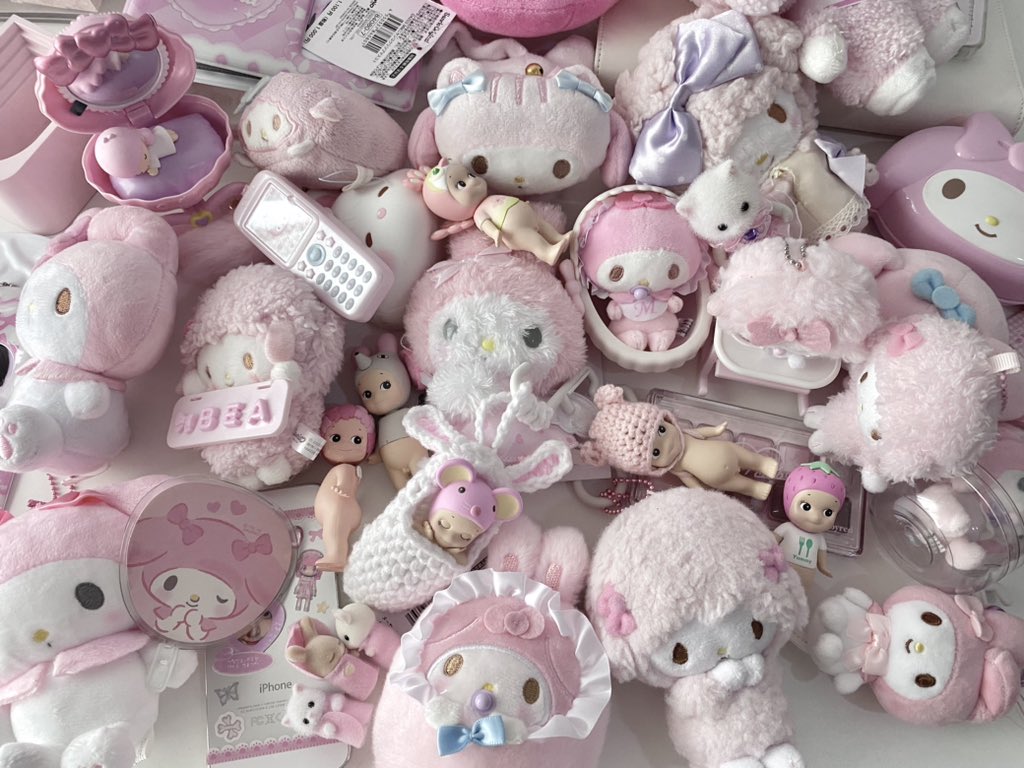 nom — nom . . . ! 🎀