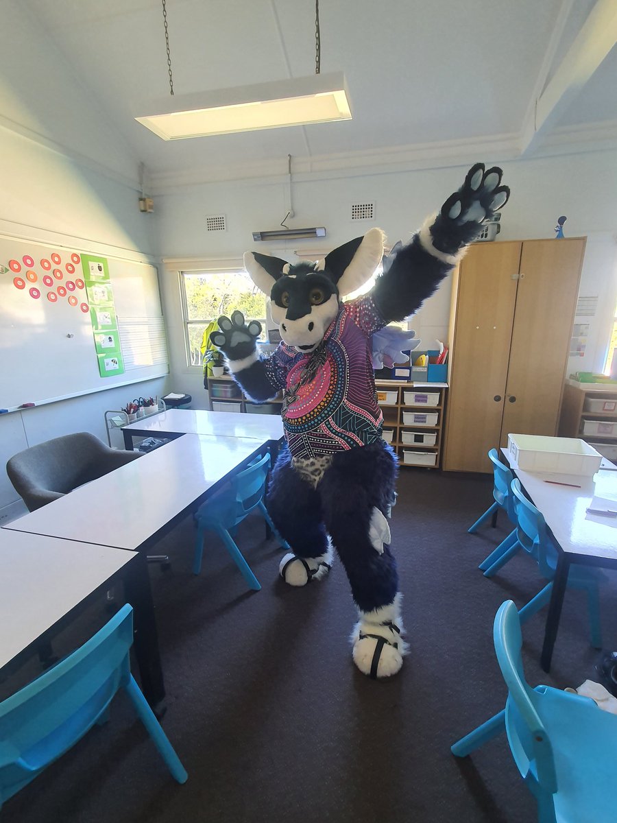 For #FursuitFriday I can finally introduce... Twsbi, the Angel dragon. 

Suit rushed together for last weekend. 

📸 <a href="/NomadN22/">Normie is Flying OUT.</a>