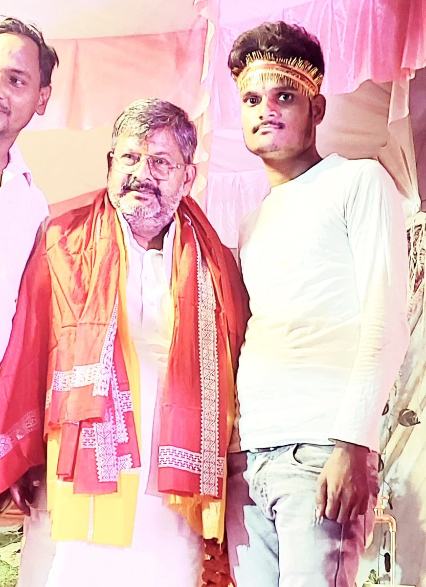 Gauravs01155458's tweet image. विनम्र व कर्मठ व्यक्तित्व के धनी, रुदौली (अयोध्या) विधानसभा क्षेत्र से लोकप्रिय विधायक मा.श्री रामचन्द्र यादव जी, आपको जन्मदिन की अनंत शुभकामनाएं। 

प्रभु श्रीराम जी से प्रार्थना है कि आप दीर्घायु हों और सदैव स्वस्थ एवं प्रसन्न रहें।  
#MLA #Ramchandrayadav #Ayodhya