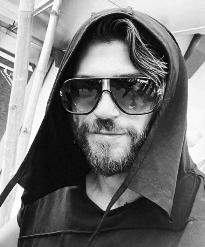 🧿♥️👑
I vote for #CanYaman  from Turkey for 
The 100 Most Handsome Faces of 2024
#100faces2024 #tccandler 
<a href="/tccandler/">TC Candler</a>