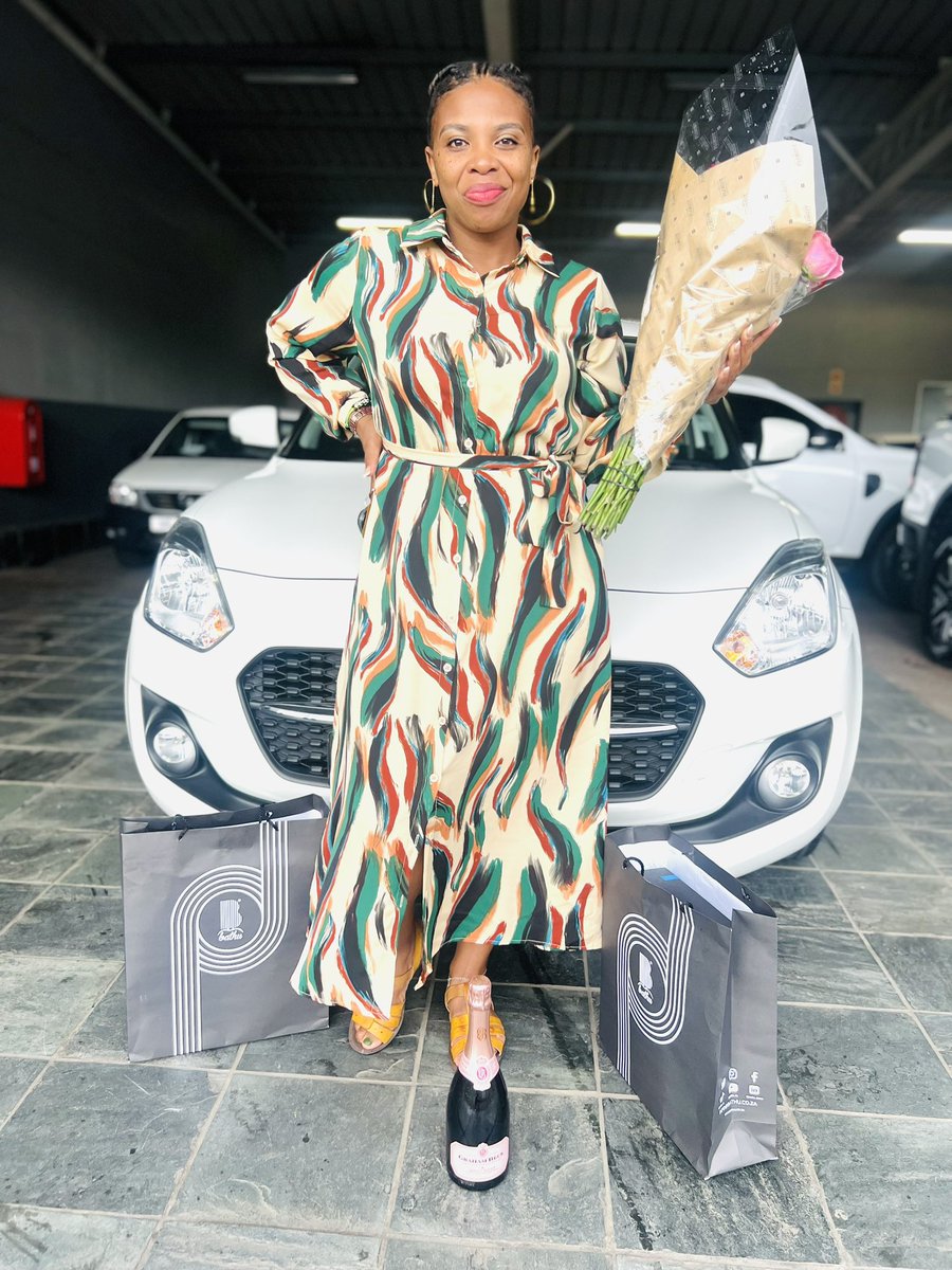 Congratulations Mrs Mkulisi on your Suzuki Swift 1.2 GL 🙌❤️

🔌: 0798317477
