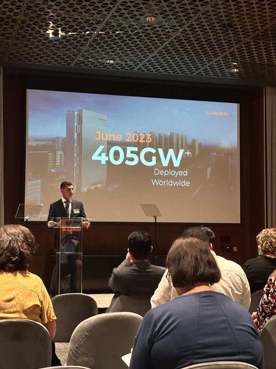Sungrow_sa's tweet photo. Izzat Sankari, Channels Business Director at Sungrow MEA, addresses South Africa's electricity challenges. Our new three-phase hybrid inverter offers enhanced power reliability for homes and businesses, emphasizing efficiency and user-friendliness. #SungrowEnergyEvolution https://t.co/akSrbN4Cjb