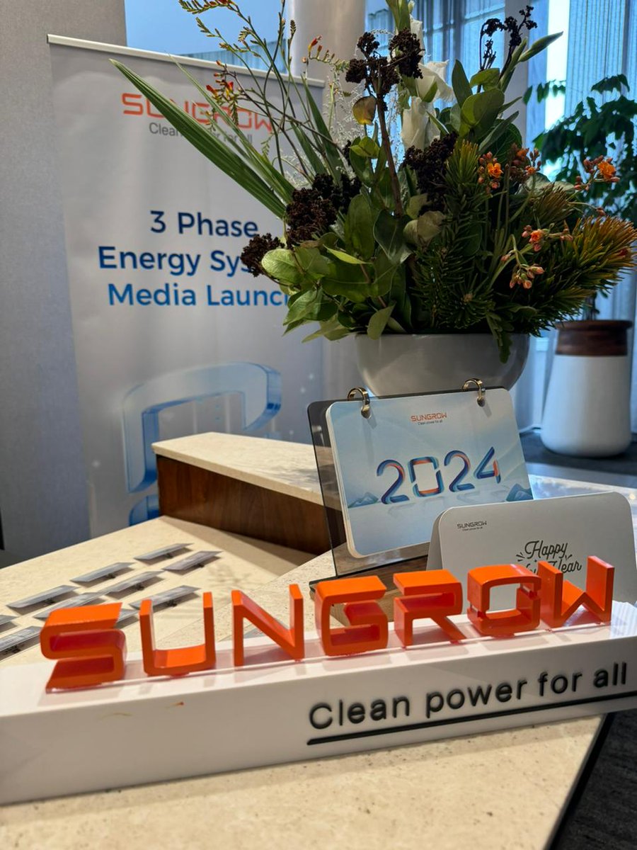 Sungrow_sa's tweet photo. Izzat Sankari, Channels Business Director at Sungrow MEA, addresses South Africa's electricity challenges. Our new three-phase hybrid inverter offers enhanced power reliability for homes and businesses, emphasizing efficiency and user-friendliness. #SungrowEnergyEvolution https://t.co/akSrbN4Cjb