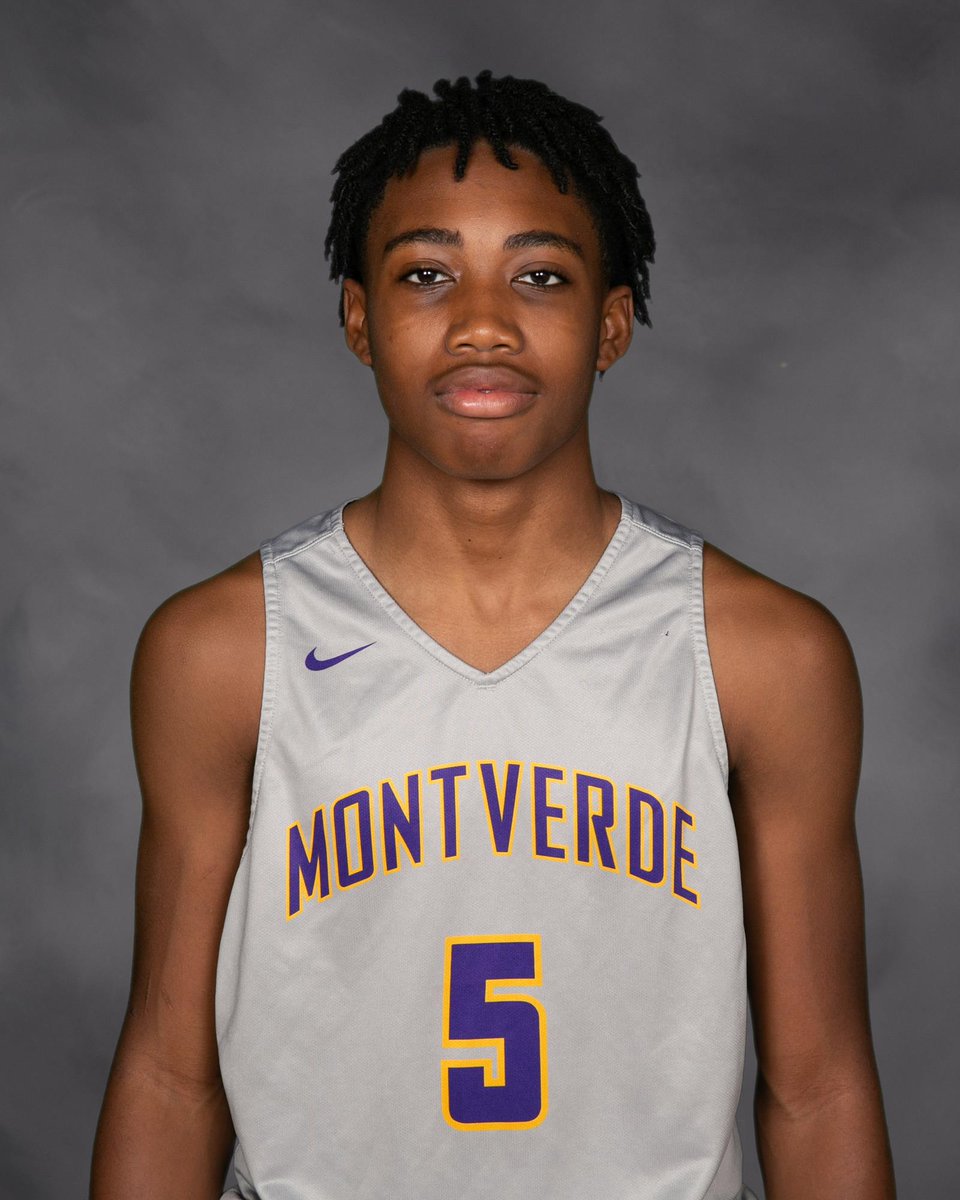 BBallers4ever's tweet photo. 🕊DESCANSE EN PAZ🕊

😔Nathan Barrett, hermano de RJ Barrett (jugador de los Raptors) falleció el pasado martes.

➡️Diversas fuentes informan que la causa ha sido un supuesto accidente de coche.

🙏🏻Desde nuestras líneas, queremos mandar nuestras condolencias a familiares y amigos https://t.co/PqiN2S3w1X
