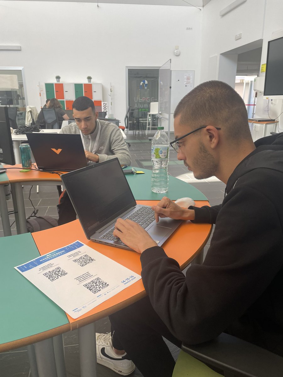 H4GCAN's tweet photo. 👉🏻Ya empiezan a trabajar en sus retos 💪🏼
¡Mucha suerte y mucho ánimo! 💫
#hackforgood #hackforgood2024 #h4gcan https://t.co/sx3gF7AOH3