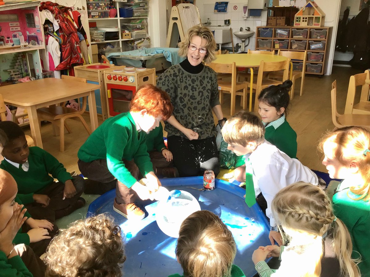 Our Reception children have been thinking about the importance of Easter to Christian communities of the world in their Godly play session. They reflected upon the light that Jesus brought to the world in this interactive, child-friendly and symbolic Easter activity.@isaschools