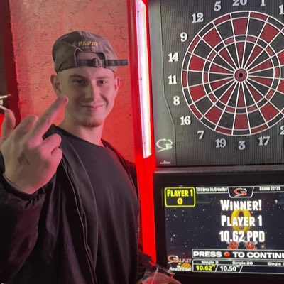 IC9Papi's tweet image. #NewProfilePic $5 dart wagers at Champs
