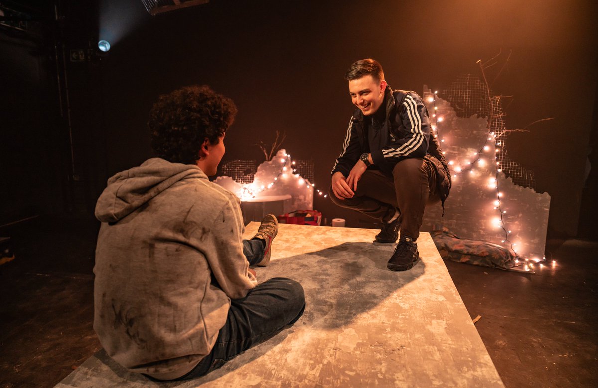 HIDE AND SEEK - REVIEW A teenage boy disappears to a secluded cave to escape social discrimination and bullying in an award-winning Italian drama at the @ParkTheatre Read our review here: londontheatrereviews.co.uk/post.cfm?p=194…