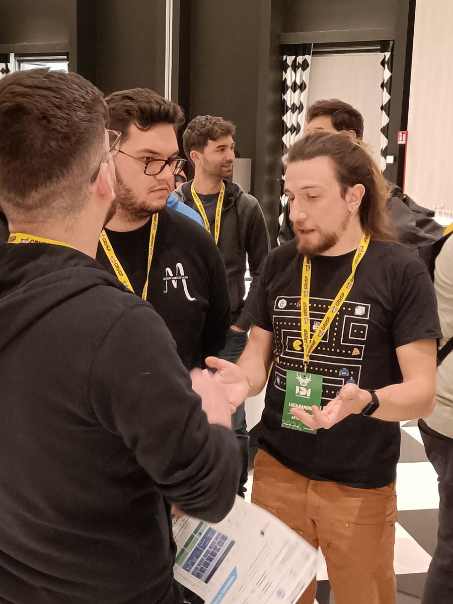 grusp's tweet photo. Comincia la dodicesima edizione di edizione di @IncontroDevOpsItalia. 😍Fabio Mora e Raffaele Colace sono gli MC più rock della storia di GrUSP #IDI24 https://t.co/ZLhyFENKav