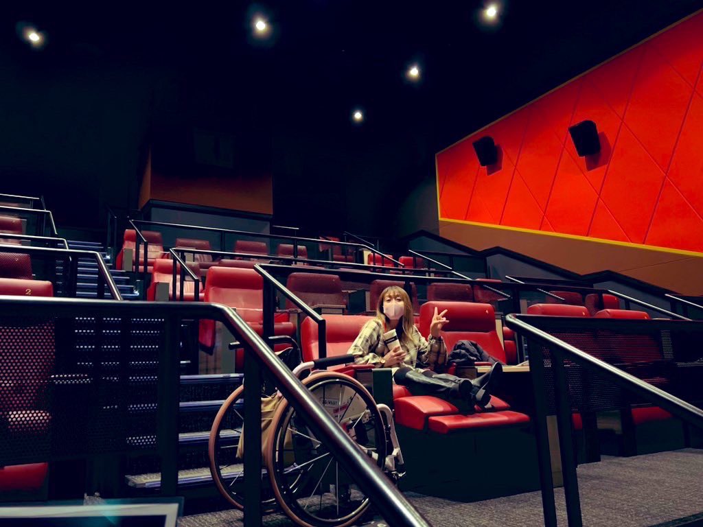 NakashimaMinion's tweet photo. 過去の映画鑑賞記録とカメラロール探したら

「ウェディング・ハイ」
「ドライブマイカー」
「CUBE 一度入ったら、最後」

と3回見ていた。

前回は2023年3月20日に見てた。

なんで今まで快くお手伝いしてくれていたのに急に入館拒否になったんだろう。。。

#グランシアター
#調布イオンシネマ https://t.co/cRdPWu7je9