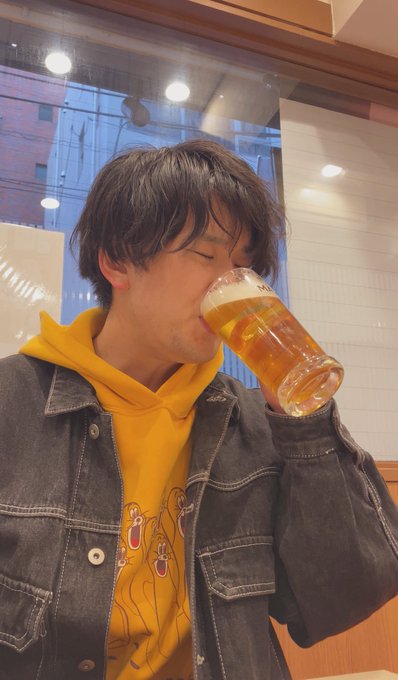 今日の風俗は良かったぞ 可愛くて濃厚で攻め上手ってもう完璧かよ マジで奴隷になりたいわ。。。  酒飲んで酔ってるけど、22時からインスタライブすると思う https://t.co/ZXhm0B7uI4