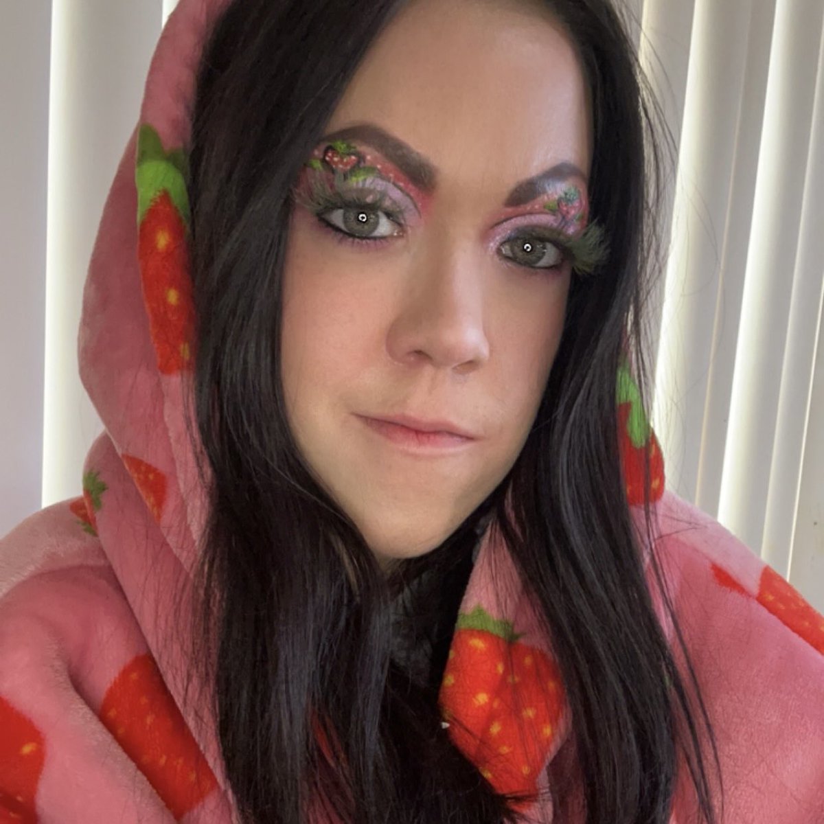 KimathyJay90's tweet photo. 🍓🍓🍓 https://t.co/edi74IO0v6
