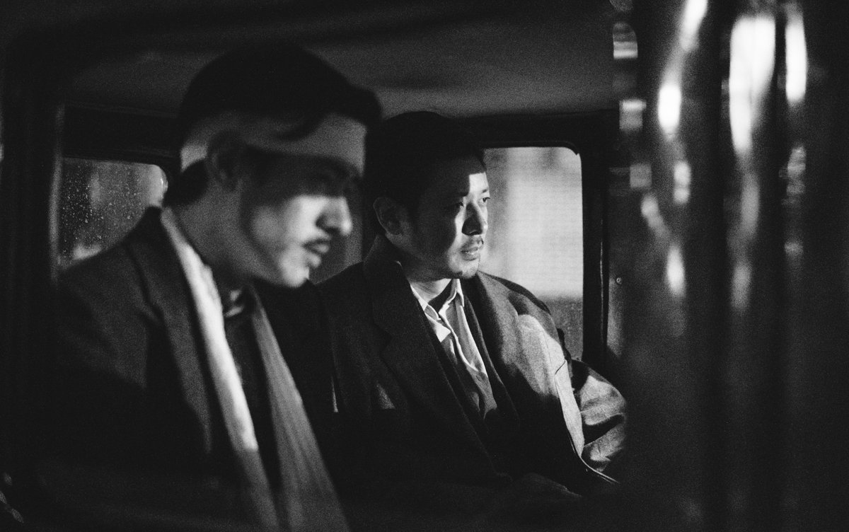 SatFictionJP's tweet photo. 好評上映中『#サタデー・フィクション』
3月16日（土）より #ほとり座（@hotori_space）にて上映いたします🥳🎉

東洋の魔都、上海。実在する「蘭心劇場」で巻き起こる愛と謀略の物語ーー

監督: ロウ・イエ
出演: コン・リー、マーク・チャオ、中島歩 /オダギリジョー

皆さんお見逃しなく🧐 https://t.co/FKR2ZHQzzW