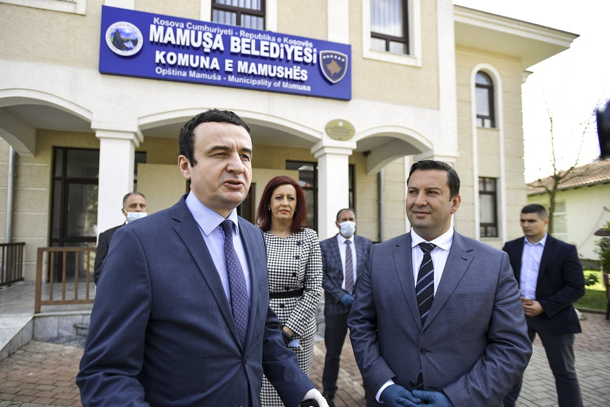 kastriotmucolli's tweet photo. ky aksioni me k'to shenjat e komunikacionit, nje populizem i kote :) #dobet https://t.co/L4nNugIfpD