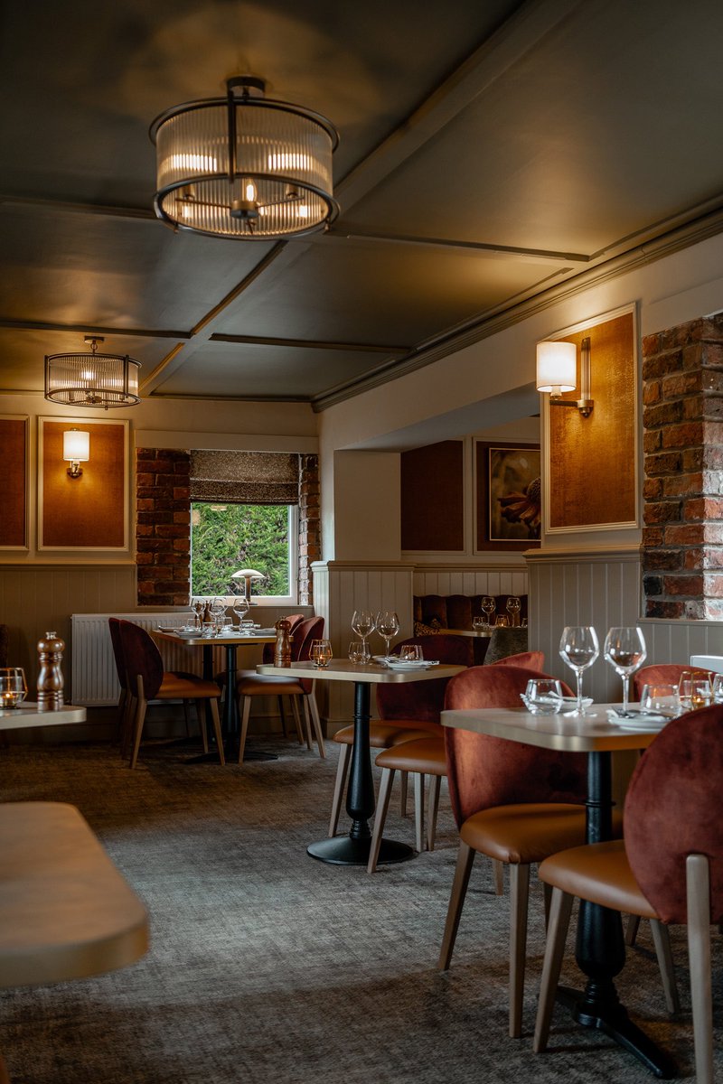 Made plans for the weekend? 

Dining available all day today, tomorrow and 12pm - 6:45pm on Sunday. 

Table reservations
⬇️⬇️⬇️
thedroversarmsskipwith.com
01757 288088

#weekend #weekendvibes #weekendmood #stpatricksday #cocktails #pub #countrypub #weekedplans