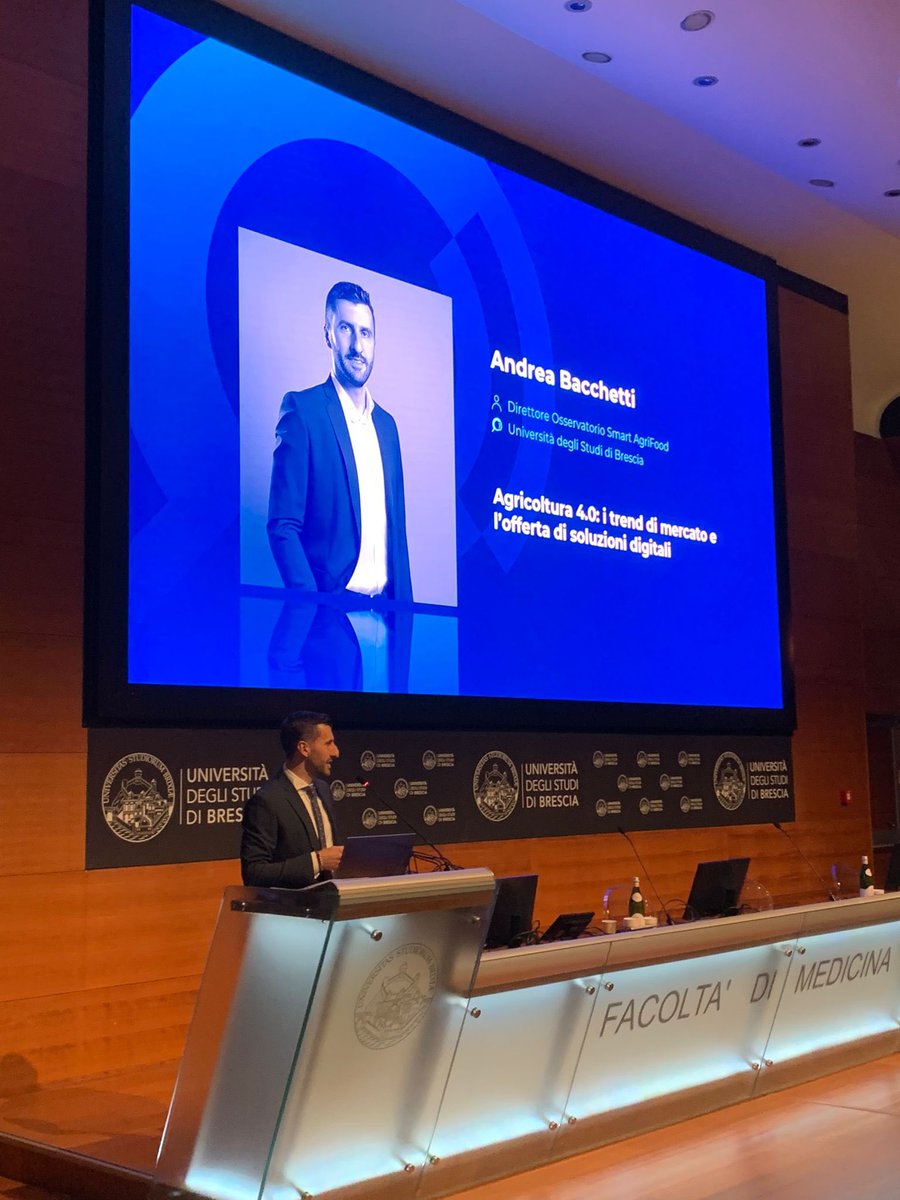 Andrea Bacchetti, Direttore dell’Osservatorio Smart Agrifood, apre il suo intervento “Agricoltura 4.0: i trend di mercato e l’offerta di soluzioni digitali” #osaf24