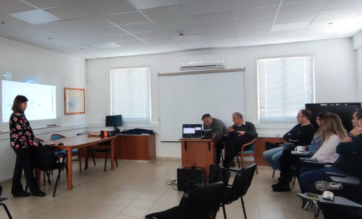 EXCELSIOR H2020 (@excelsior2020eu) on Twitter photo ℹ Μέλη της ομάδας του <a href="/ERATOSTHENESCoE/">ERATOSTHENES Centre of Excellence</a> πραγματοποιήσαν συνάντηση στο Τμήμα Μετεωρολογίας, την 📆 Τρίτη 12/03/2024.
🌐Παρουσιάστηκε η επεξεργασία των δεδομένων μετεωρολογικών ραντάρ του Τμήματος Μετεωρολογίας. 🤝Συζητήθηκαν, ακόμη ευκαιρίες συνεργασίας μεταξύ των δύο φορέων. ℹ Μέλη της ομάδας του <a href="/ERATOSTHENESCoE/">ERATOSTHENES Centre of Excellence</a> πραγματοποιήσαν συνάντηση στο Τμήμα Μετεωρολογίας, την 📆 Τρίτη 12/03/2024.
🌐Παρουσιάστηκε η επεξεργασία των δεδομένων μετεωρολογικών ραντάρ του Τμήματος Μετεωρολογίας. 🤝Συζητήθηκαν, ακόμη ευκαιρίες συνεργασίας μεταξύ των δύο φορέων.