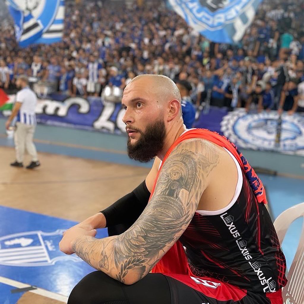 nkotanyidamas's tweet photo. Basketball: 3 things to know about Patriots' new center Nikola Scekic:

1. The 28-year-old Serbian has played both in the US and Europe.
2. He is 7-foot-3
3. Most recently played for MBK Handlova in Slovakia. https://t.co/mOGIrt9ffL