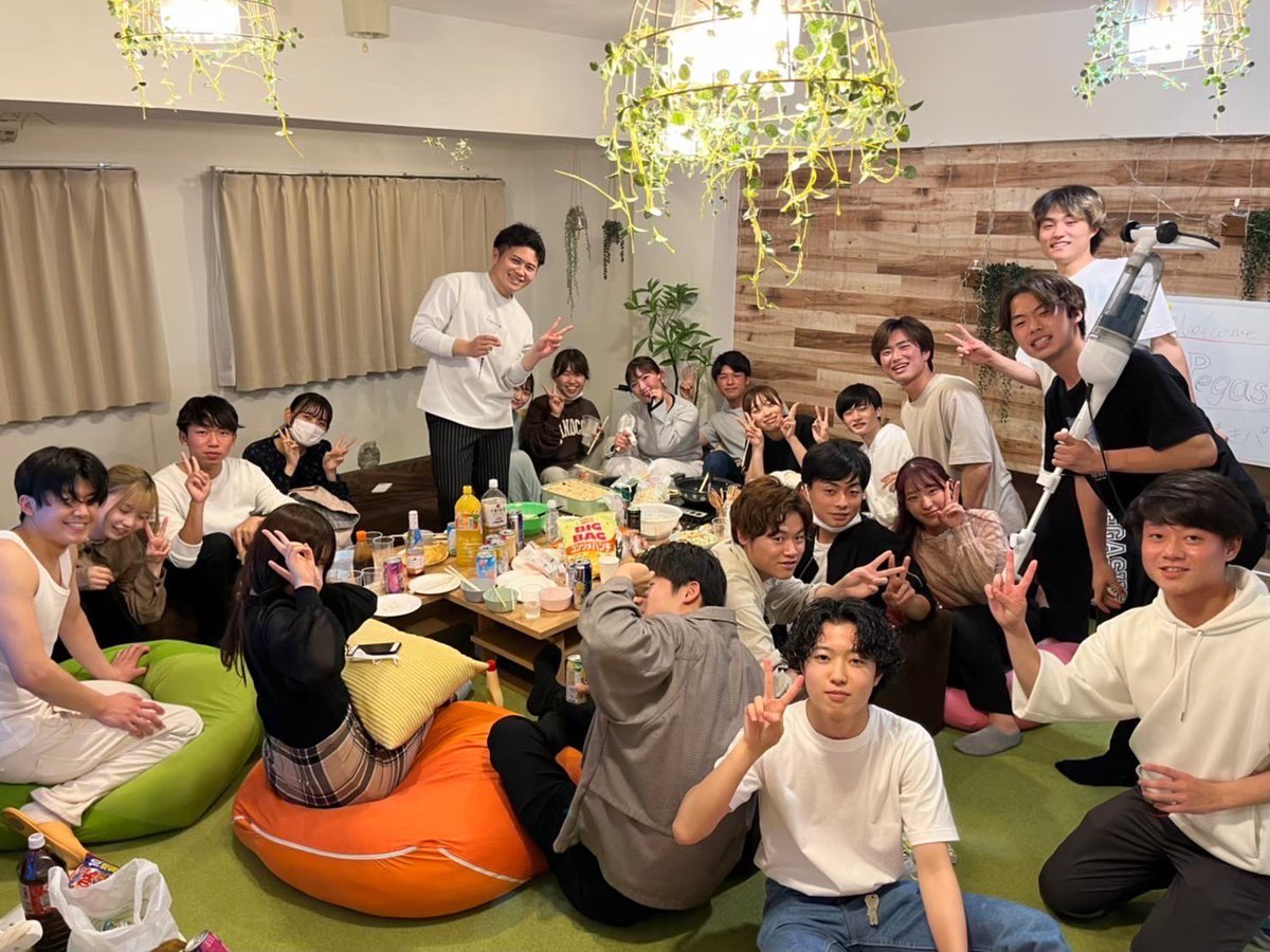 これからは5月紹介です！まずは新歓合宿🥺🤩普段の練習などでは分からないペガサスの魅力がさらに知れる絶好のチャンスです！！次は早慶戦みんなで神宮球場🏟へ野球を見に行く早慶戦⚾️野球がわからなくても大丈夫🙆‍♂️早慶戦⚾️の後は1年生がペガサス🦄へ入ることが決まる確定コンパもあります💪