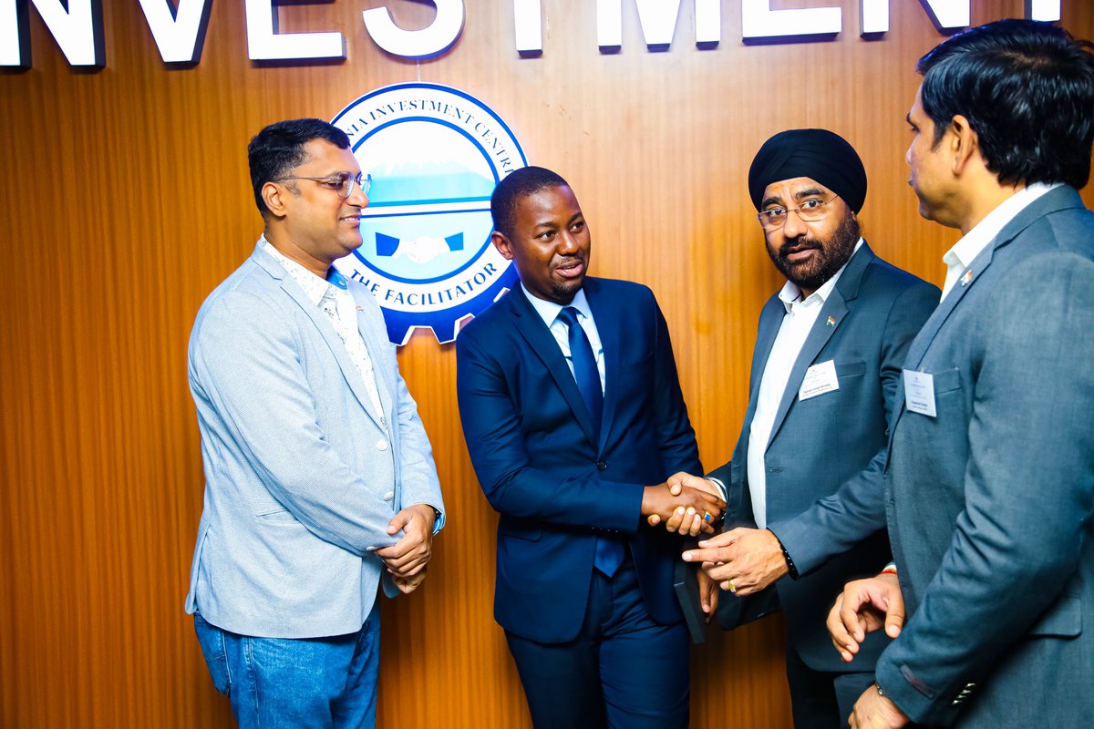 InvestTanzania's tweet photo. "Today, TIC warmly received representatives from the Confederation of Indian Industry (CII). Together, they discussed investment opportunities and delved into Tanzania's investment landscape. 

TIC assured them with full cooperation towards investment projects!

#investinTanzania https://t.co/nVsZb5sJ28