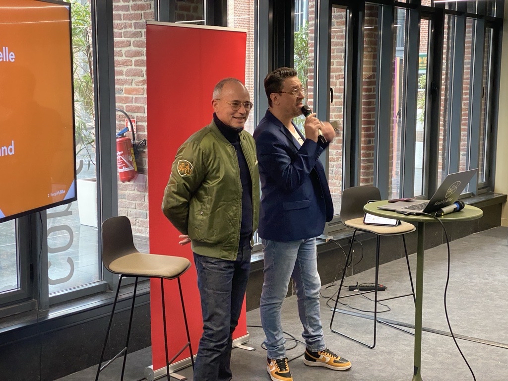 La #startup @KeepMyBike inaugure aujourd’hui avec @lillefrance sa première #vélostation sécurisée. Le #serviceclient et l’assistance utilisateurs sont confiés à @Majorel_France. Pour des vélos et un service client sécurisés !