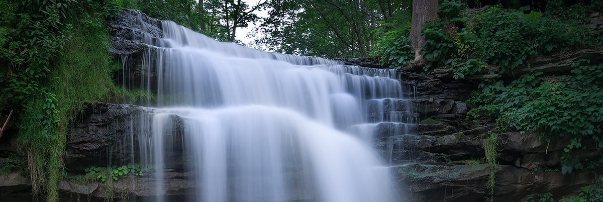 Waterfall Special Enforcement Area begins today until Nov 15. This includes Websters Falls/ Smokey Hollow Falls, Tiffany Falls &amp; The Punchbowl.  No parking No Stopping area $250 fine. Parking is available in designated lots #HamOnt Enjoy the view 👮‍♀️🌞 tourismhamilton.com/hamilton-water…